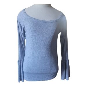 Women's Long Sleeve Bell Cuff Tee - Light Grey, M/L
